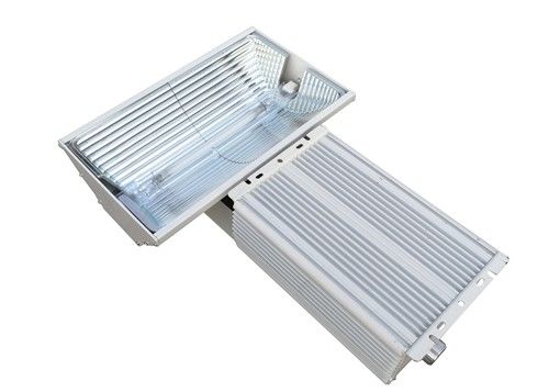 220V 115lm / w CMH ग्रो लाइट्स इंडोर प्लांट ग्रोइंग FCC