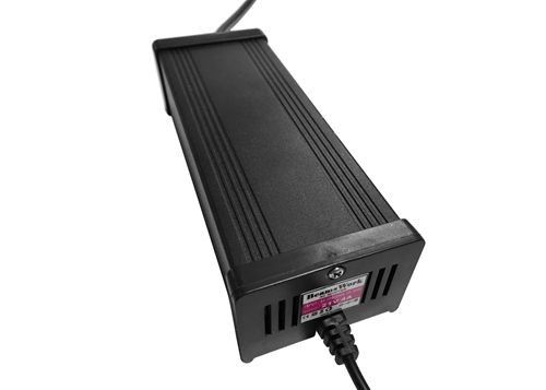 21V 4A 84W प्रकाश स्थिरता सहायक उपकरण DC पावर लगातार वोल्टेज 50Hz 60Hz