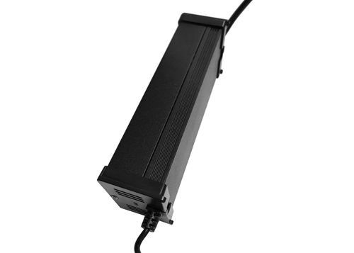 21V 4A 84W प्रकाश स्थिरता सहायक उपकरण DC पावर लगातार वोल्टेज 50Hz 60Hz